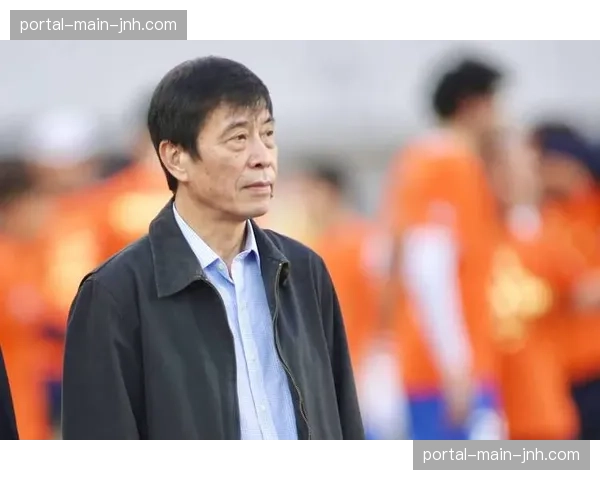 足协发布通知,中超第6轮起将试行扩大替补名单至15人 足协发布通知,中超第6轮起将试行扩大替补名单至15人